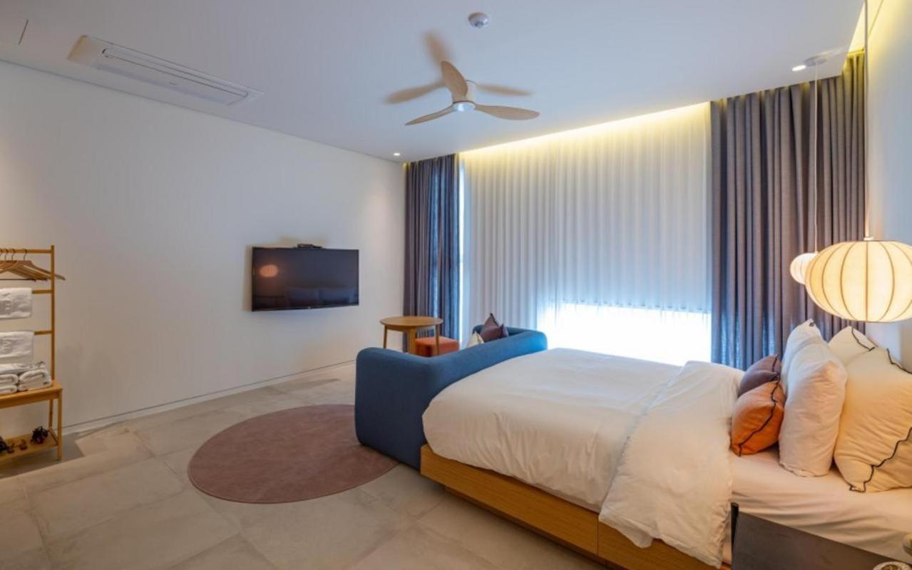 Hotel Barahan Jeonju Extérieur photo